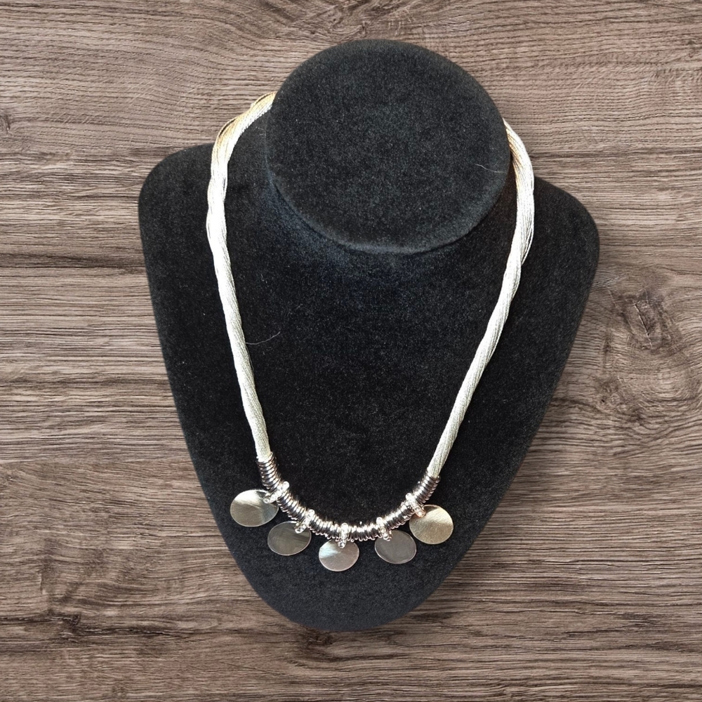 Everri Silver Disc Necklace, NIB